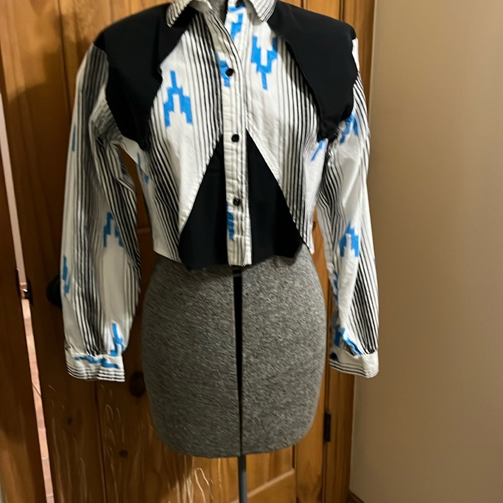 Roper Black and White Button-Up Crop Shirt with Turquise Accents